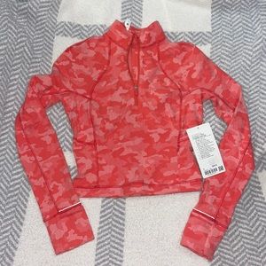 Lululemon it’s Rulu Run Cropped Half Zip size 4